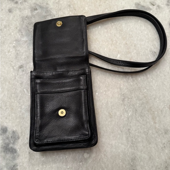 Americana by SHARIF Black Leather Crossbody Bag - Picture 2 of 9